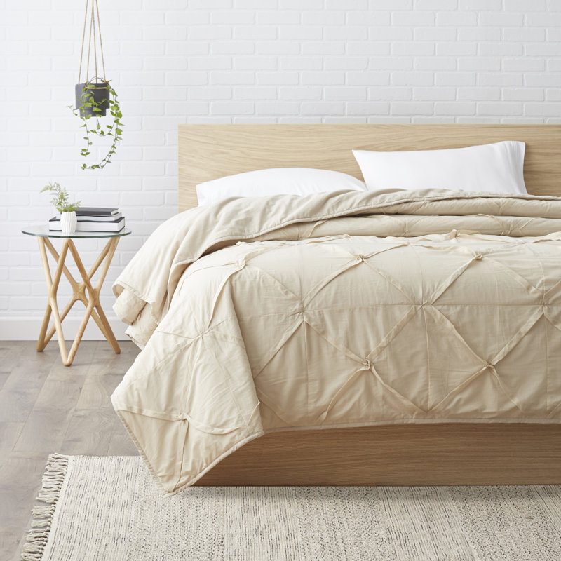 Carrington Rustic Cotton Quilt, Queen Quilt, Stone