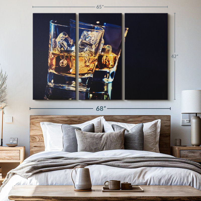 «Whiskey Glasses» sur toile, H 42 po x l 65 po x P 1,25 po