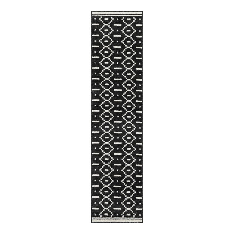 Ivy Bronx Begna Nathanyl Rug Black