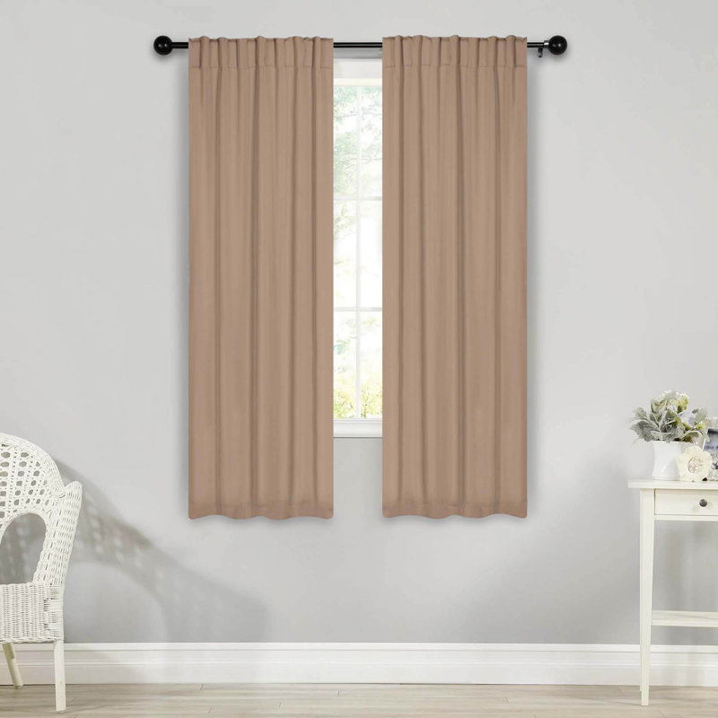 Rideaux obscurcissant et passe-tringle Levatt Classic, Bois de frêne fumé, L 26 po x L 63 po