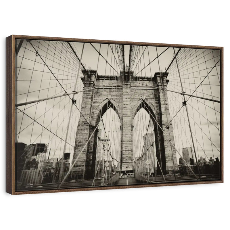 Pont monochrome de Brooklyn, 25 po x 17 po, Cadre flottant en noyer