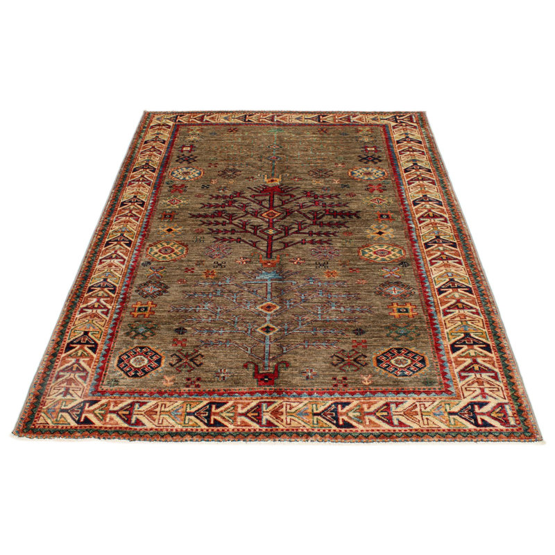Tapis tribal brun et ivoire 4 x 6 Kazak