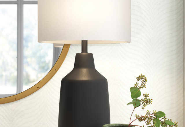 Must-Have Black Table Lamps