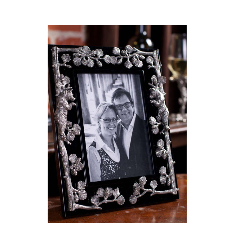 Black Lacquered 5x7 Picture Frame with Pewter Bear Design