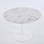 Table tulipe de 42,1 po en marbre blanc, table de salle à manger de style Mid-Century pour 4 à 6 personnes - plateau de table rond en panneau de fibres à densité moyenne (le plateau se compose de deux panneaux), table de salle à manger à piédestal, table de bout et table basse de loisir