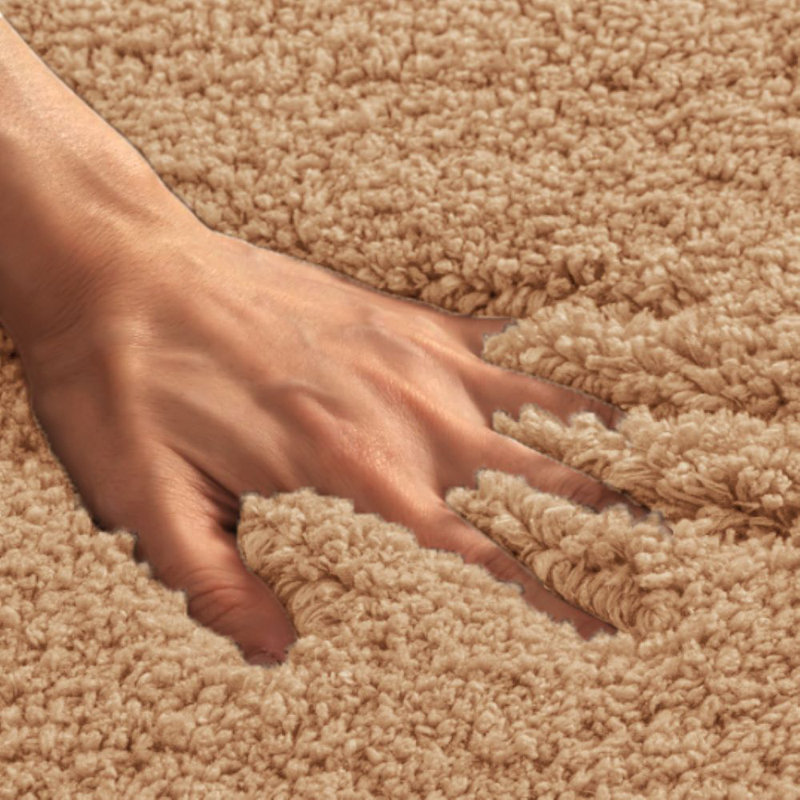 Agniete Small Shaggy Bath Mat, Beige