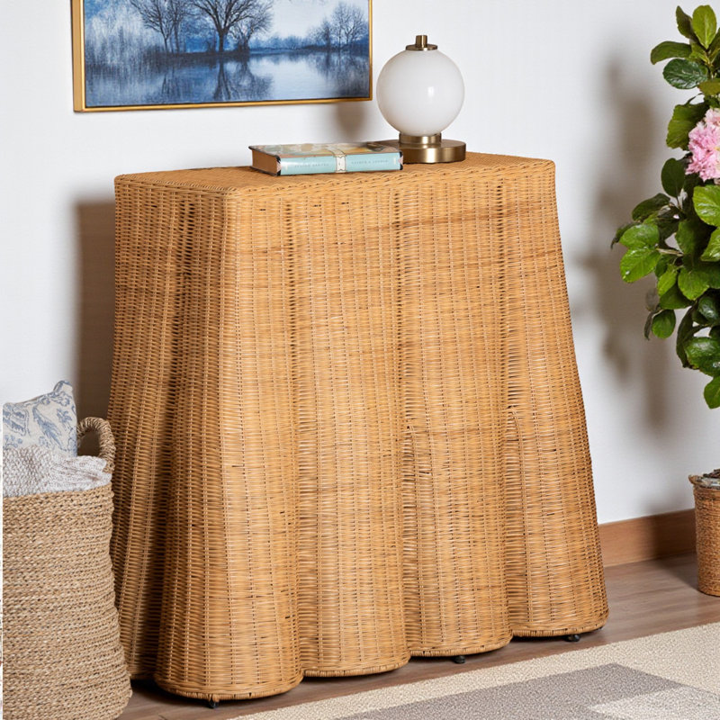 Console d'appoint tissée à la main avec rebord festonné Suzetta, H 31,26 po x l 35,85 po x P 15,46 po