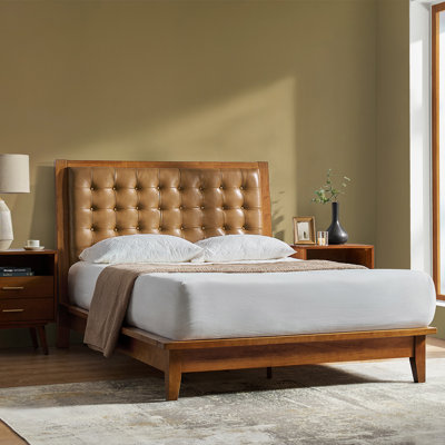 Lit plateforme Corri de style moderne du milieu du siècle, de 158 cm de large, en bois massif et cuir véritable, avec ports de chargement