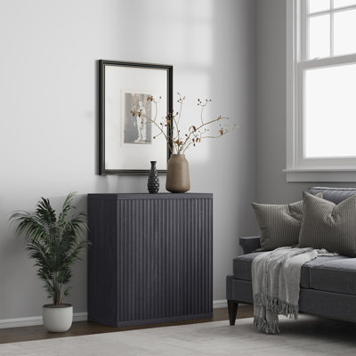 Armoire d'appoint avec tablettes réglables Cesiro