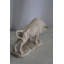 Sculpture taureau en résine sur base rocheuse 14 po x 4 po x H 9 po