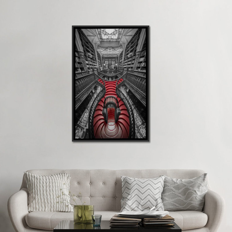 «Lello I» par Moises Levy, impression sur toile tendue sur châssis, H 26 po x l 18 po x P 1,5 po, Toile encadrée noire