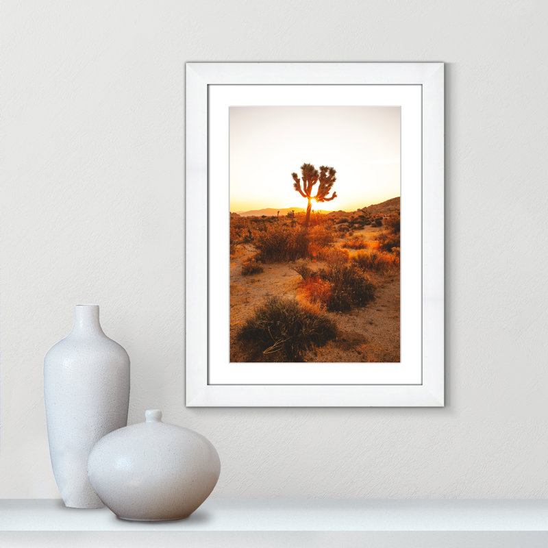 «Desert Dawn» par Joshua Earle - reproduction imprimée, H 24,5 po x l 18,5 po x P 1,25 po, Encadrement cubique blanc, Blanc