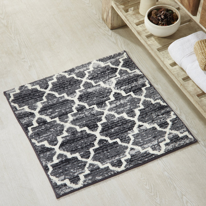 Nukri Non-Slip Bath Rug