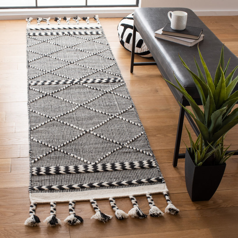 Jerseytown Hand Loomed Wool/Cotton Geometric Rug in Gray/Ivory/Black, Runner 2'3" x 8'