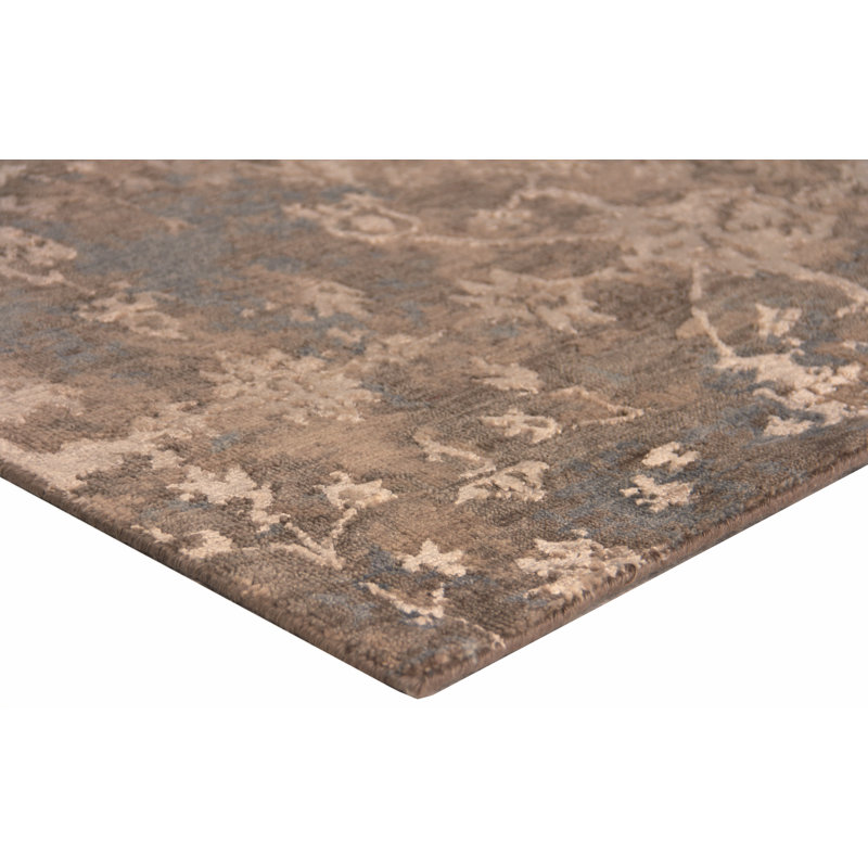 Hundley Wool Floral Area Rug, Rectangle 9' x 12'