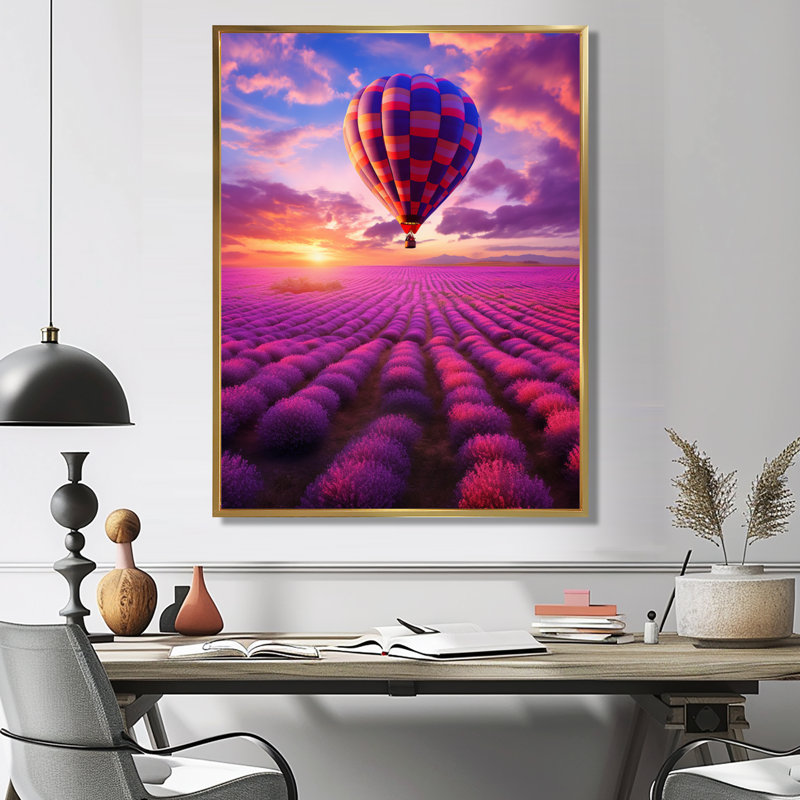 Ballon carré survolant des champs de lavande - montgolfière, salon d'art mural, Cadre flottant doré
