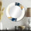 Peyo bleu et or tourbillon abstrait V - grand miroir mural spirales abstraites, miroir décoratif rond moderne, art imprimé en métal