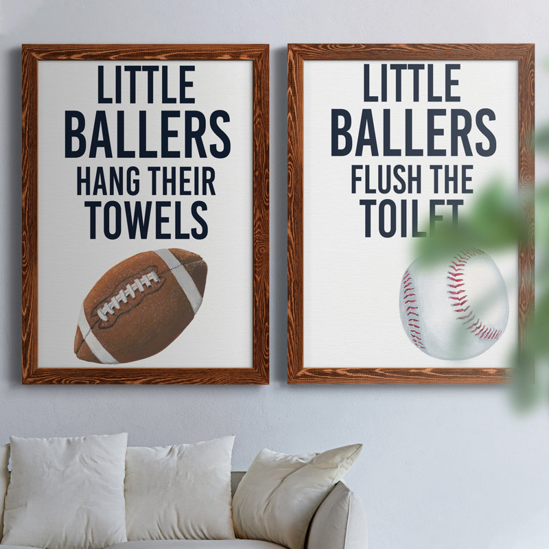Little Ballers III - ensemble de 2 impressions encadrées, Toile avec cadre érable, H 31,5 po x l 43,5 po x P 1 po