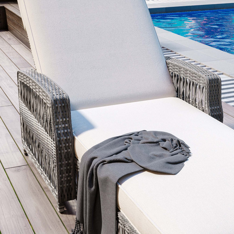 Chaise longue d'extérieur inclinable réglable avec accoudoirs ergonomiques et coussins amovibles, Beige