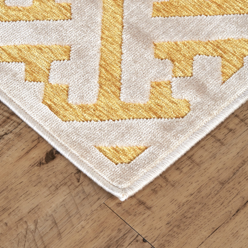 Tapis jaune à motif géométrique Barbatti, Rectangle 7 pi 6 po x 10 pi 6 po