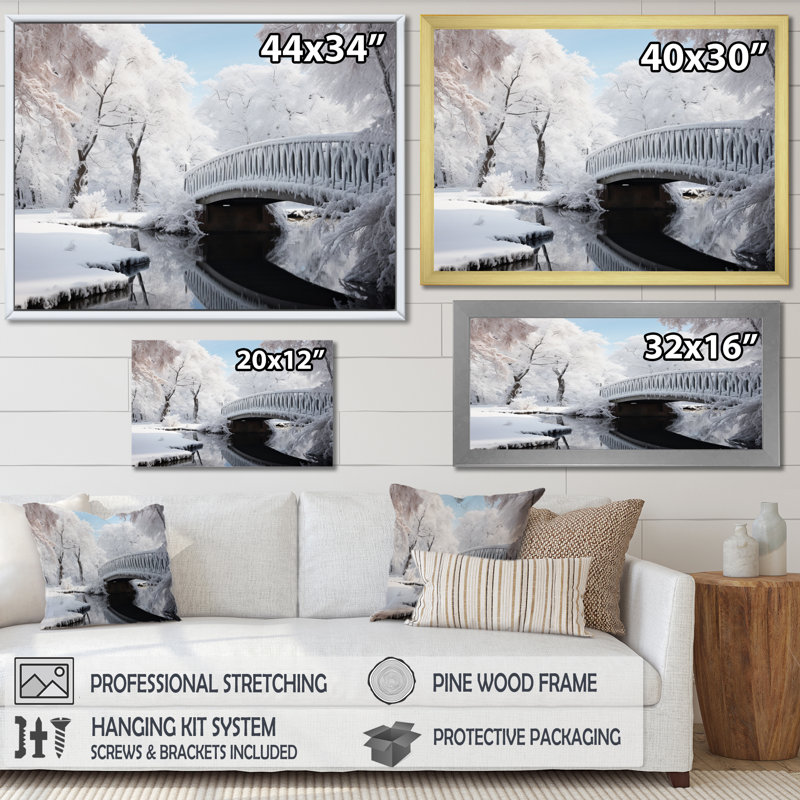 «White Bridge In Winter I», art mural sur toile, Encadrement doré, H 12 po x l 20 po x P 1 po
