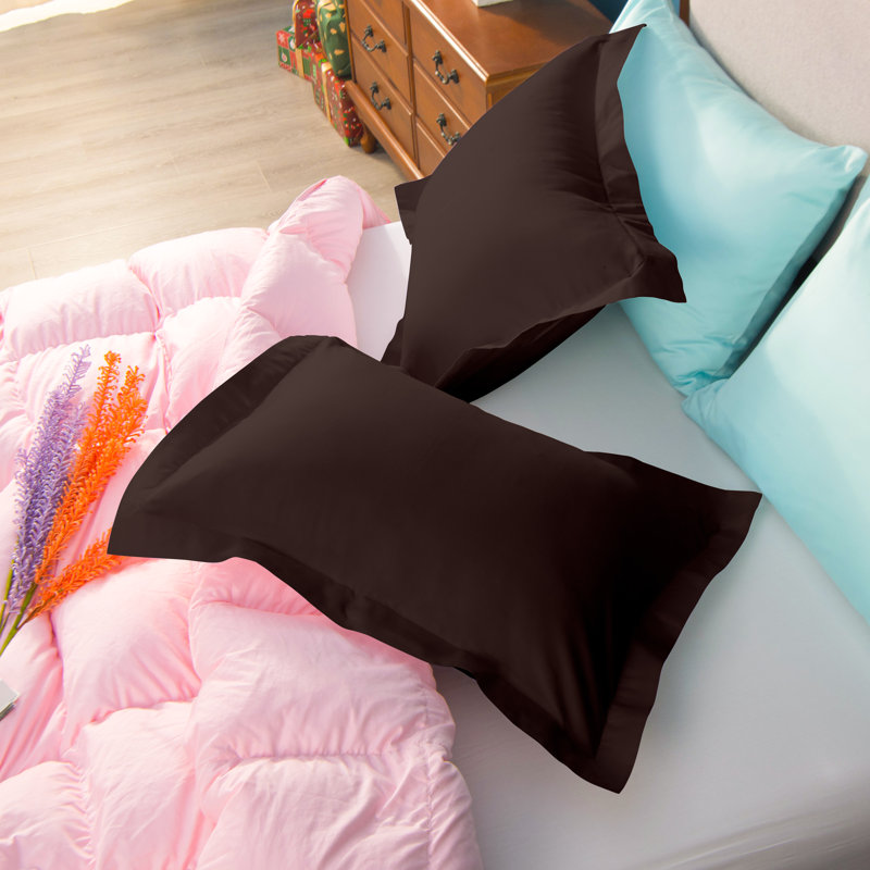 Sham Set, Standard, Dark Brown