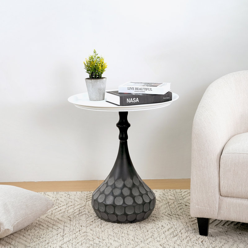 Table basse d'appoint en métal, table à piédestal pour le salon, texture martelée à la main, blanc et noir