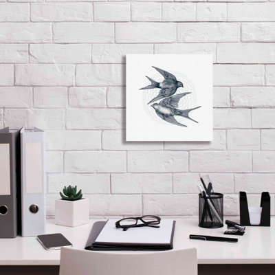 Dovecove «Swirling Swallows» par Rachel Caldwell