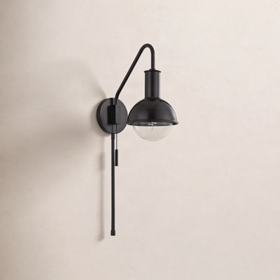 Luke Single Light Dimmable Plug-in Armed Sconce