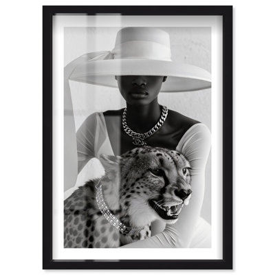 Décoration murale Her Her Feral Grace Shadowbox par Notoriart, cadre noir, 31 x 46