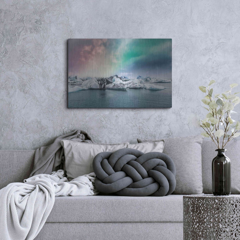 «Northern Lights Aurora Borealis Over Jokulsarlon» par Luxe, H 24 po x l 36 po