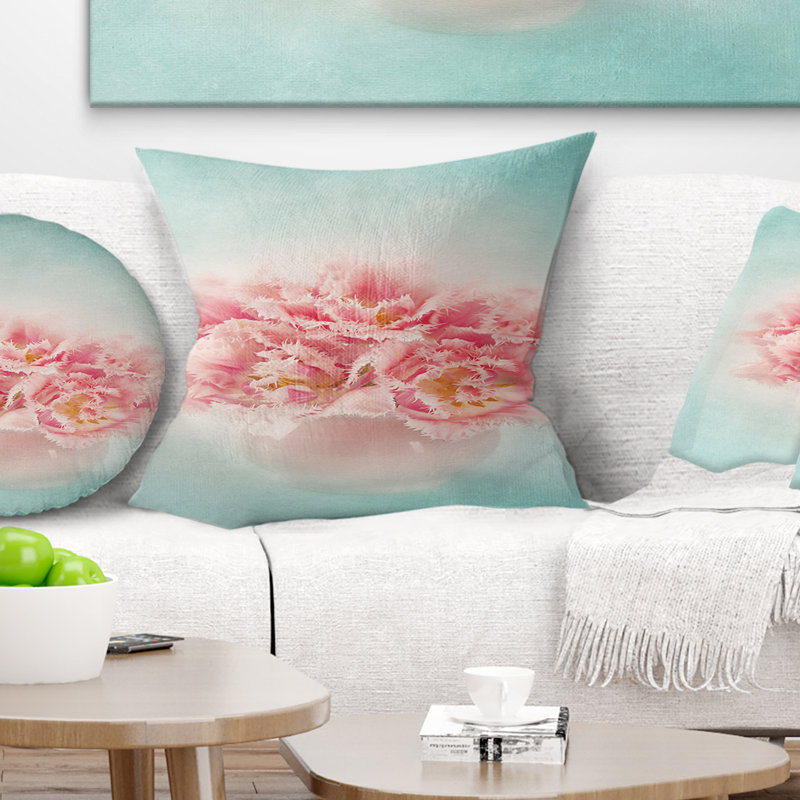 Photographie de tulipes roses dans un vase - coussin à imprimé floral, 18 po x 18 po, Coussin décoratif