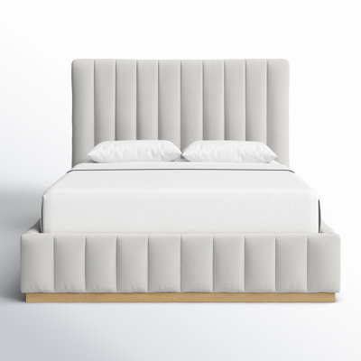 Codyn Tufted Bed