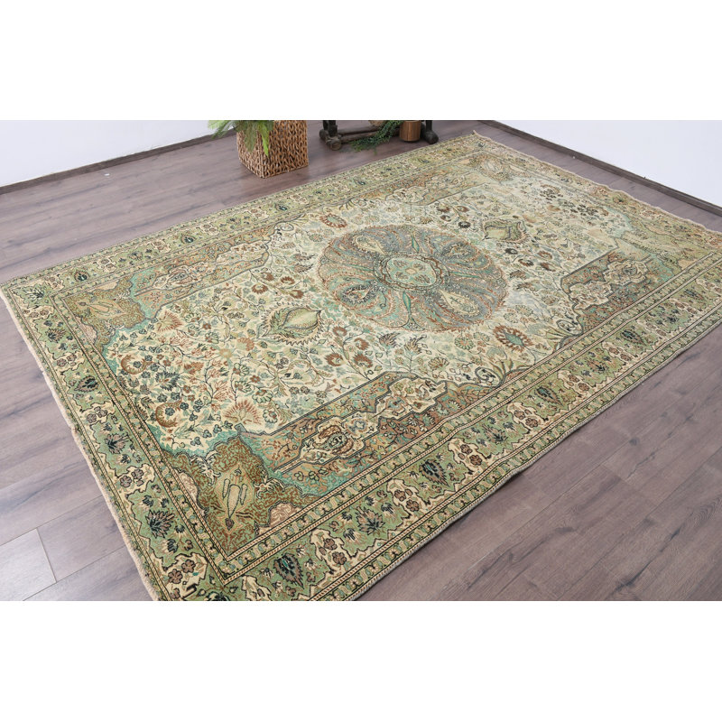 Tapis classique en laine beige 78,3 x 111,4 po