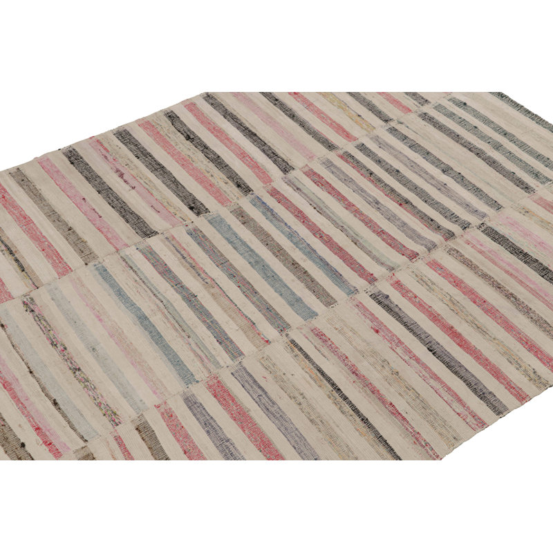 Handmade Wool Area Rug, Rectangle 6'11" x 9'10"