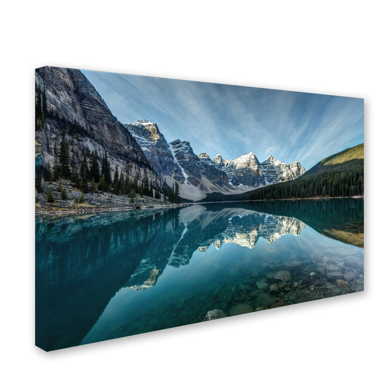Art mural sur toile tendue - «Moraine Lake Reflection» de Pierre Leclerc pour décoration de salon, de chambre à coucher ou de bureau - 30 x 47