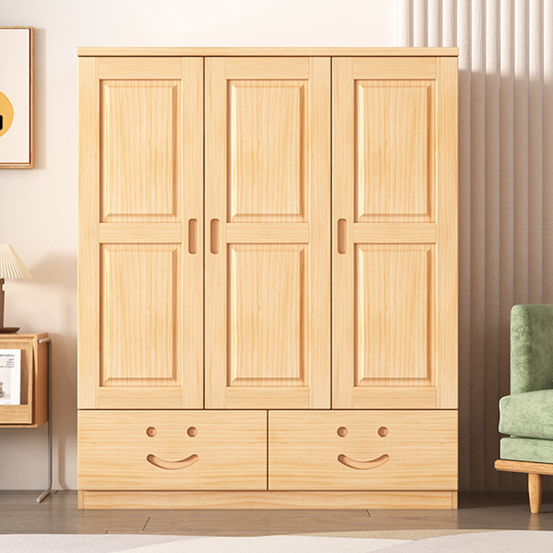 Garde-robe domestique en bois