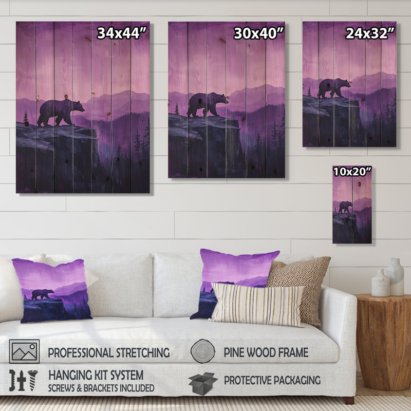 Ours au crépuscule dans la forêt I - Art mural en bois d'ours - sur bois de pin naturel, H 20 po x l 10 po x P 0,78 po