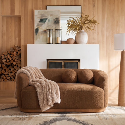 Canapé Berklie moderne incurvé de 162,5 cm de large avec base en bois massif et coussins ronds