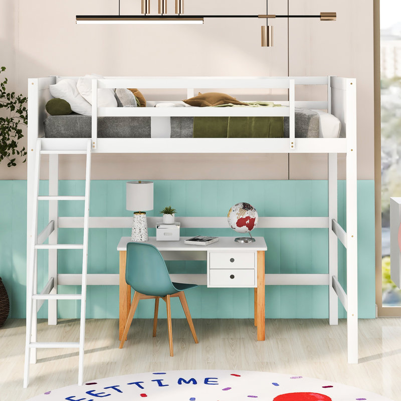 Lit mezzanine simple en bois massif blanc avec. And Build. Aucun sommier ni base requis. 14 lattes pour un soutien accru. Barrières de sécurité. 79,5 po x 41,8 po 67,5 po. Assemblage requis - blanc. Fabrication