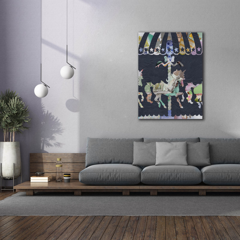 «Carousel» par Artpoptart, art mural sur toile, H 54 po x l 40 po x P 1,5 po