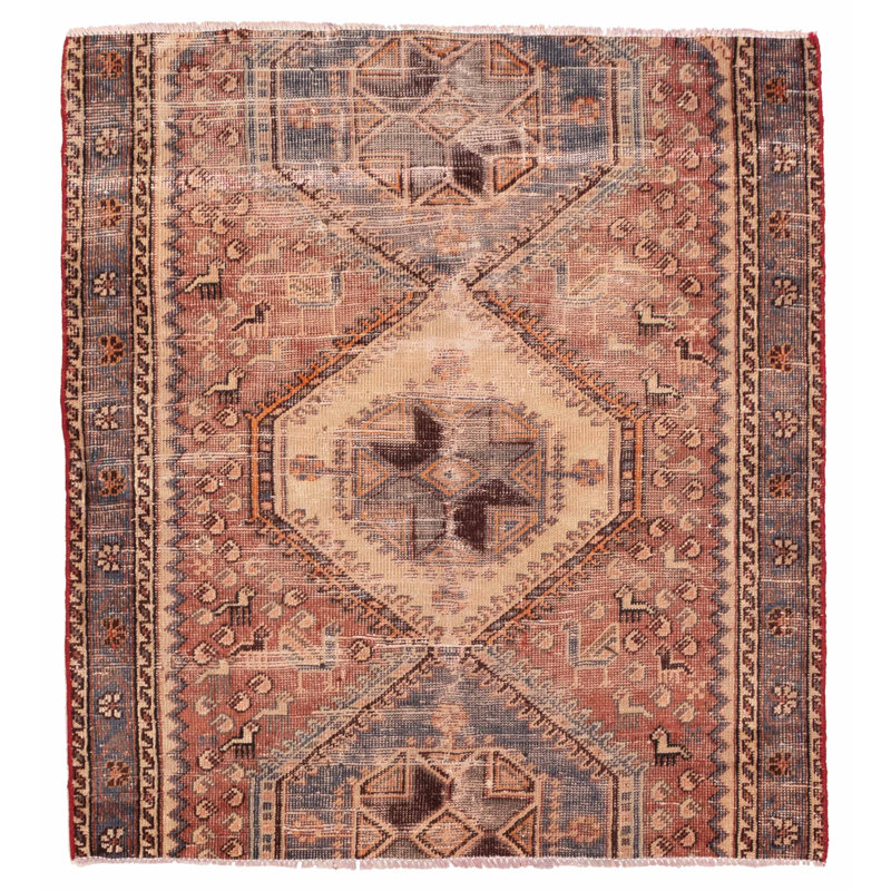 Tapis rouge Antalya 4 pi 2 po x 4 pi 6 po