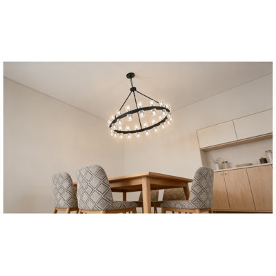 Lustre de roue de chariot de 36 pouces noir avec abat-jour en cristal, luminaire suspendu de style campagne moderne pour plafonds hauts dans le salon, la salle à manger, la cuisine, la chambre à coucher ou le vestibule