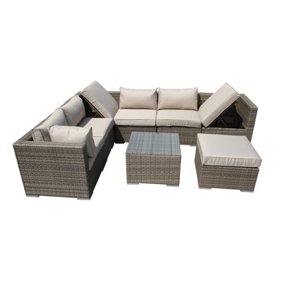 Halleh 7 - Person Conversation Set