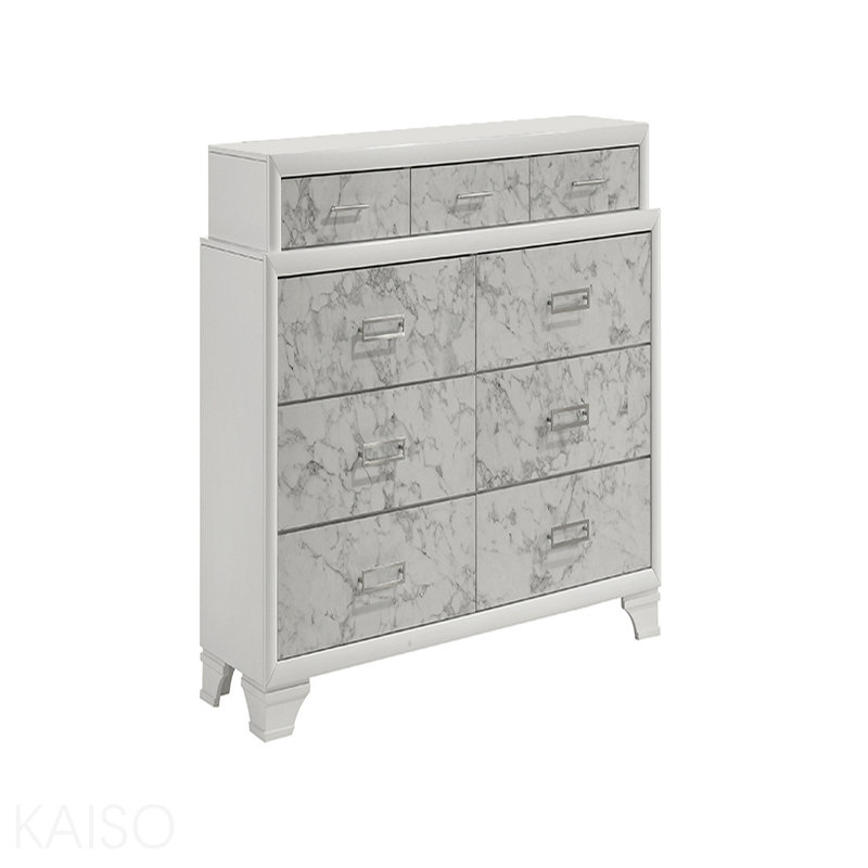 Commode de style moderne en bois blanc