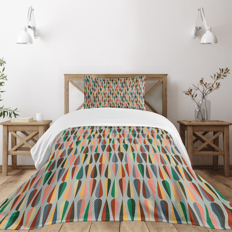 Queen White Multicolor Polyester Bedspread Set