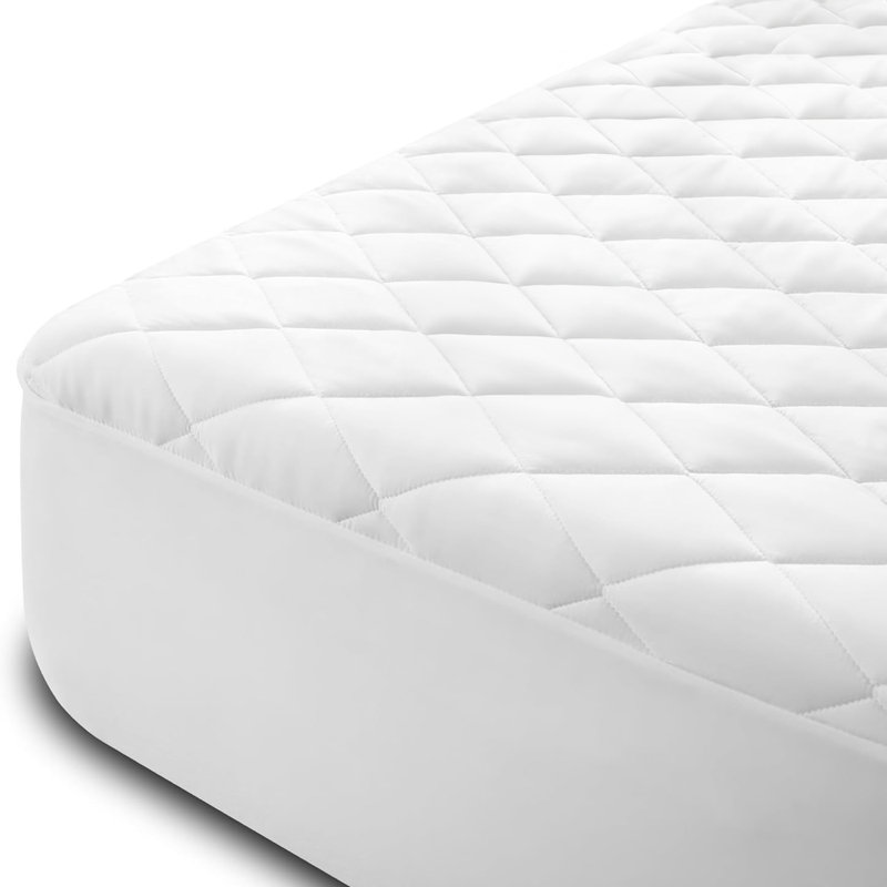 Waterproof Quilted Mattress Protector – Soft, Breathable & Deep Pocket Cover for Bed Protection, Double (4'6)