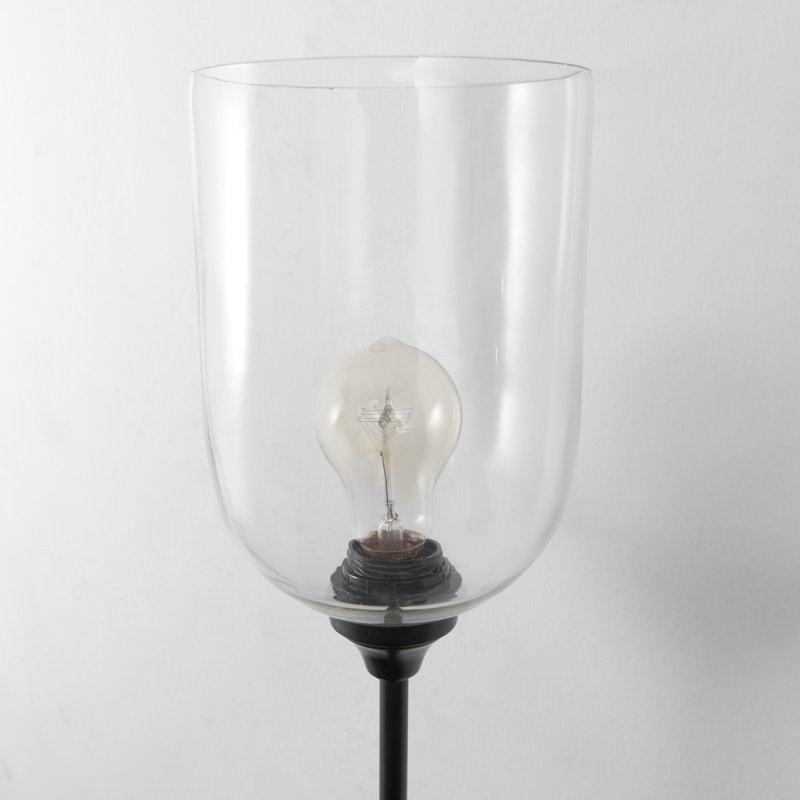 1 - Light Wallchiere
