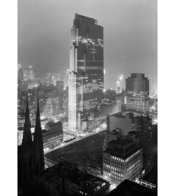 New York City Rockefeller Center - 1933, H 39 po x l 28 po