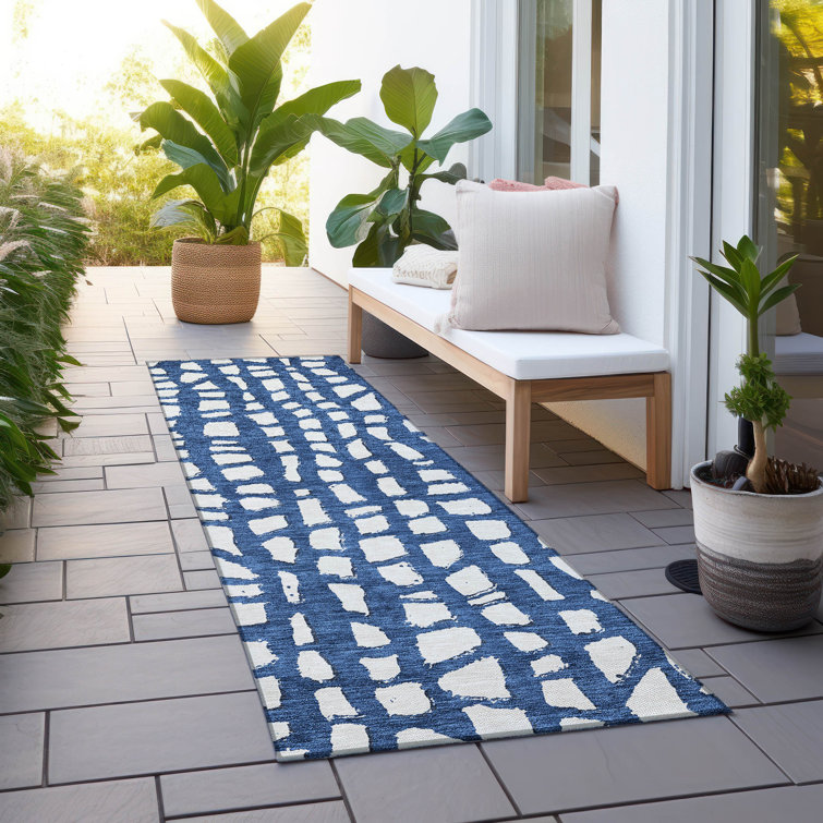 Lamanna Washable Striped Indoor / Outdoor Rug